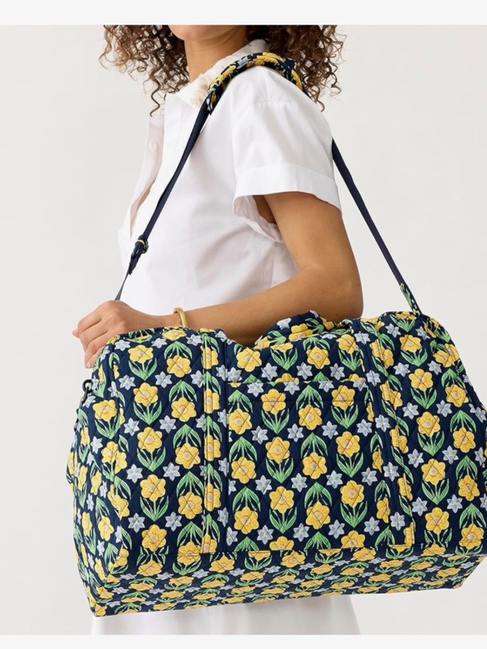 Vera Bradley Daffodils Large Miramar Weekender - Picture 13 of 13